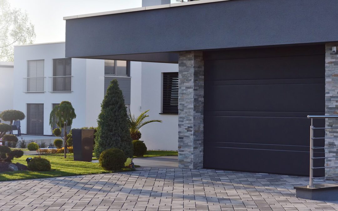 4 Reasons to Upgrade your Garage Door