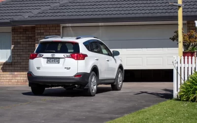 Eight Reasons Why Your Garage Door Isn’t Closing