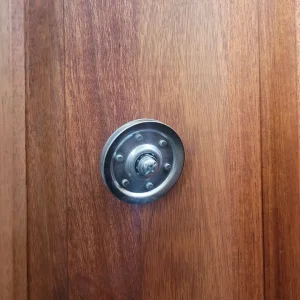Side Pulleys for garage doors, supplied by Roos Garage Doors