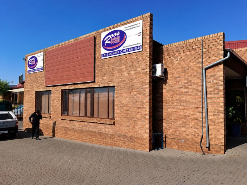 Roos Garage Doors Centurion head office and factory